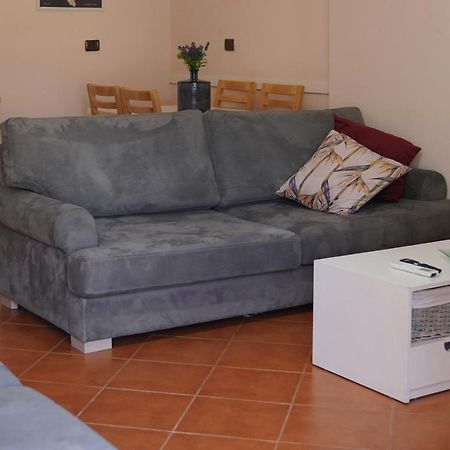Stylish Apartment Near Tirana Center Esterno foto