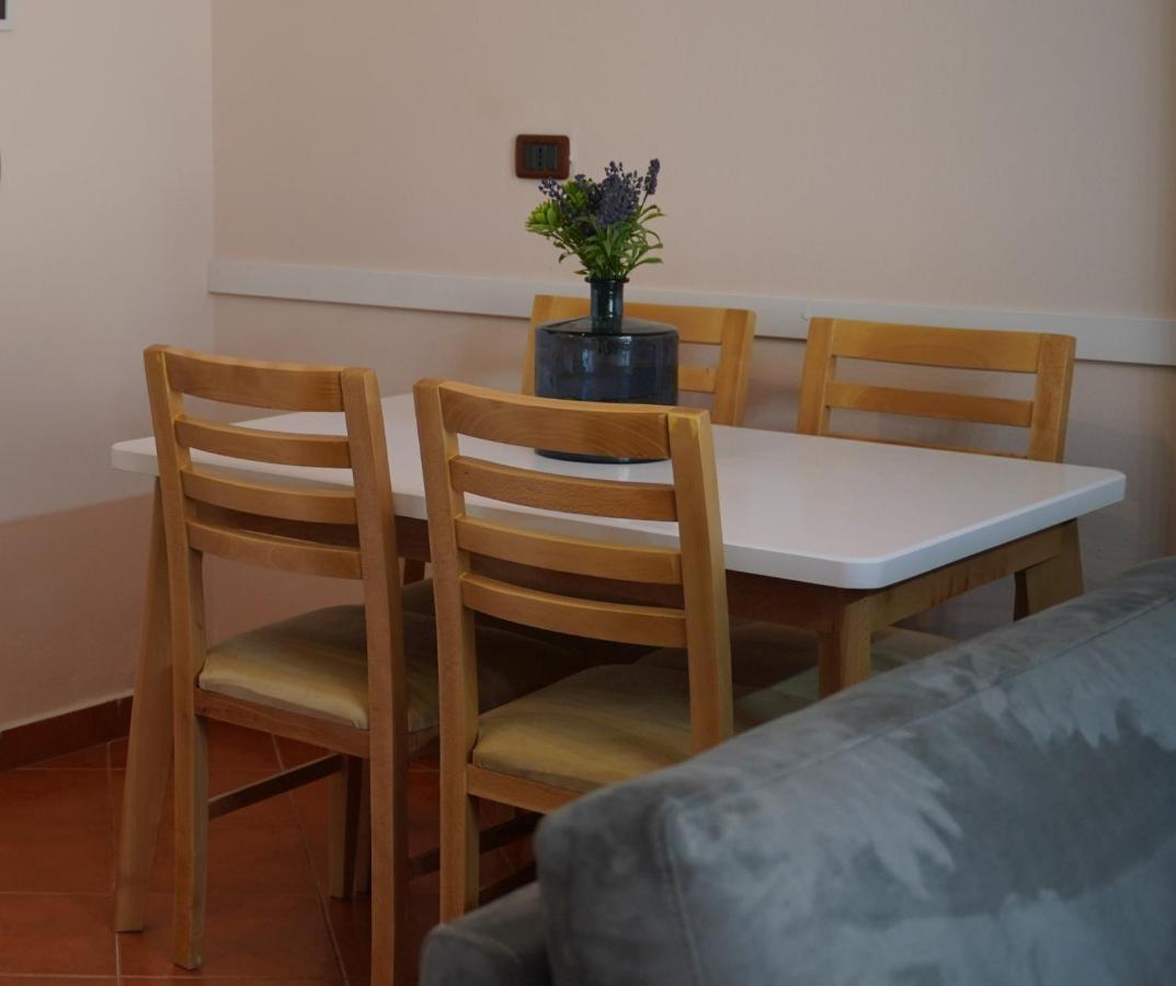 Stylish Apartment Near Tirana Center Esterno foto