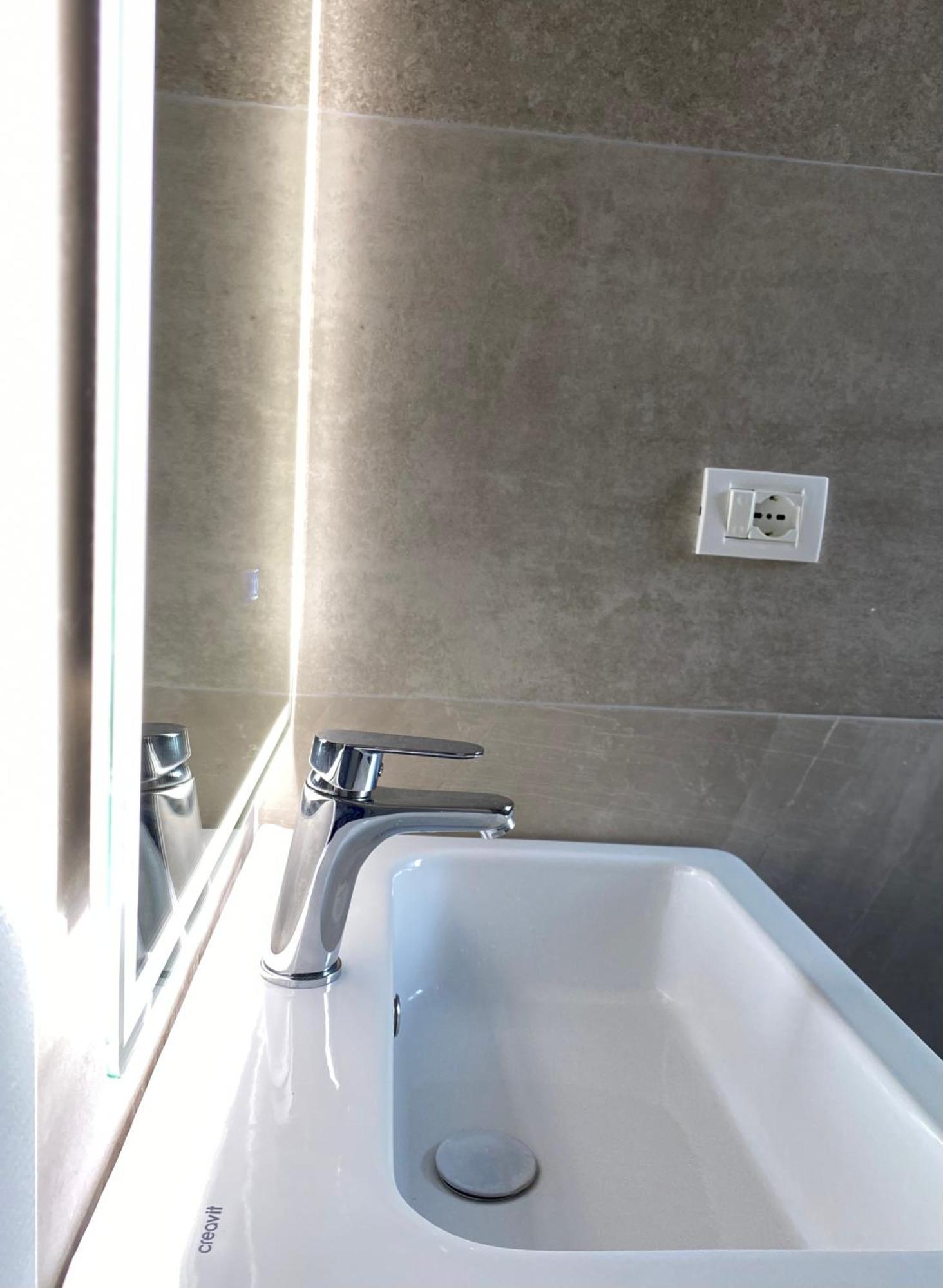 Stylish Apartment Near Tirana Center Esterno foto